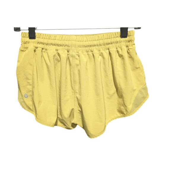 LULULEMON ATHLETICA Hotty Hot Short II '2.5" Size 6Reg - Picture 3 of 3